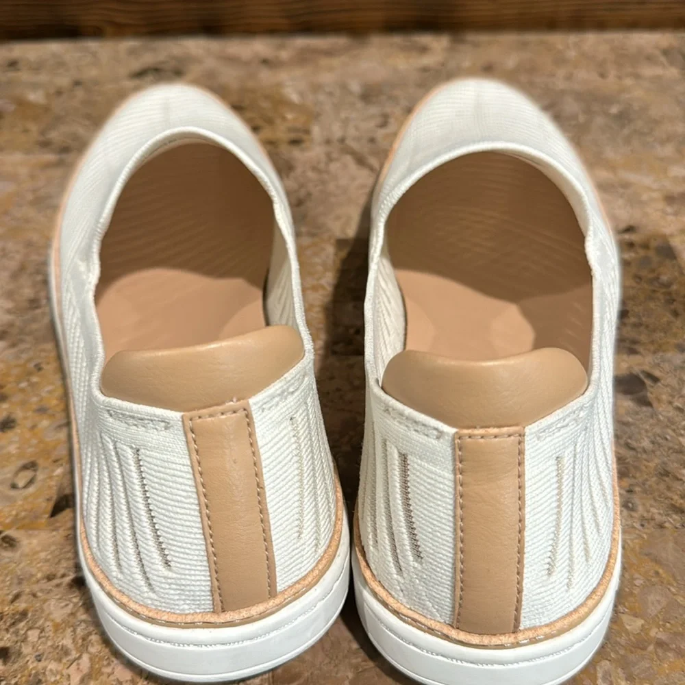 UGG Sammy Breeze Sneakers - Picture 9 of 12